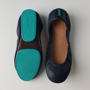 Women's Tieks navy blue size 8
